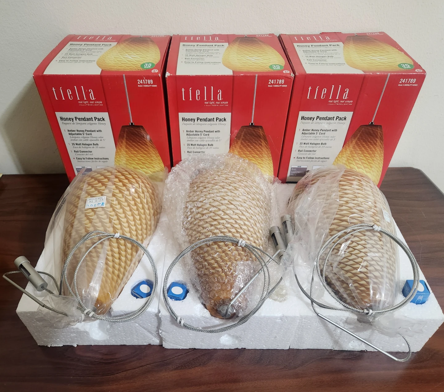 3 Tiella Honey Pendant Pack - New - photo 2