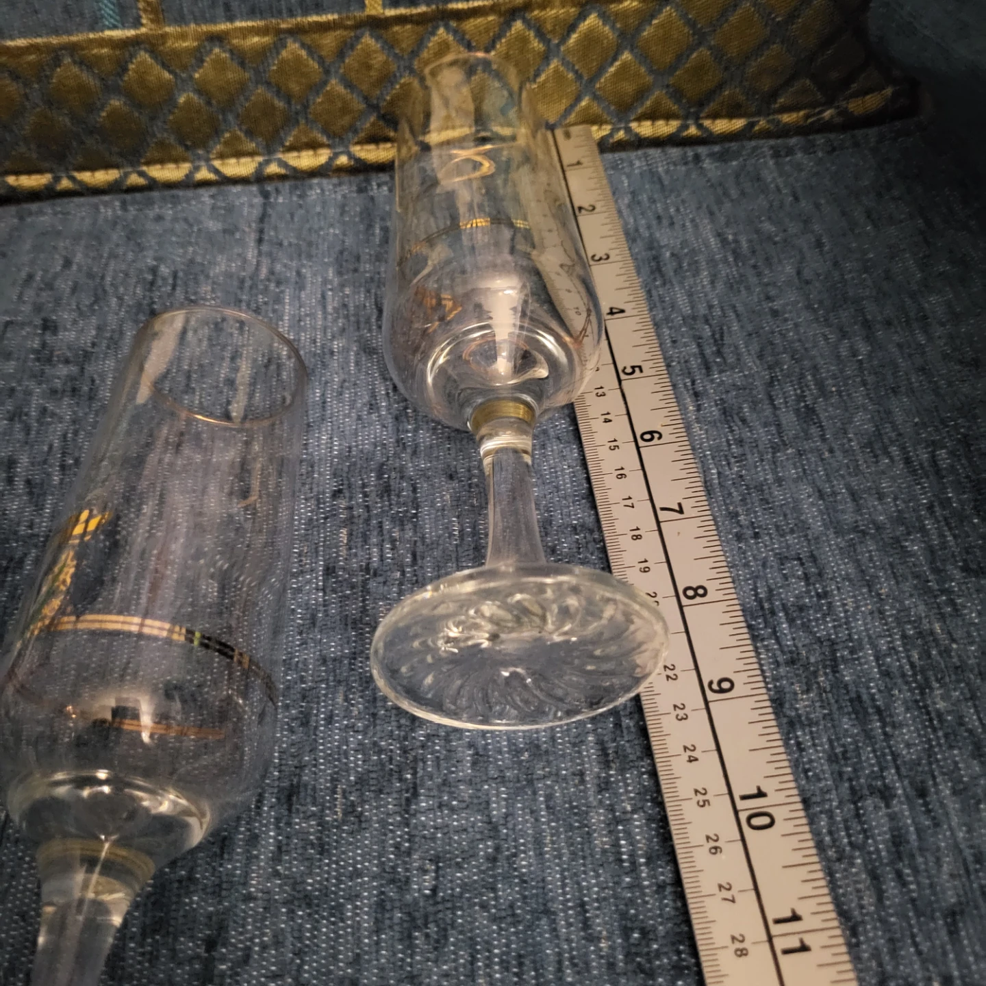 Pair of Champagne Flutes with Olympic Design - photo 3