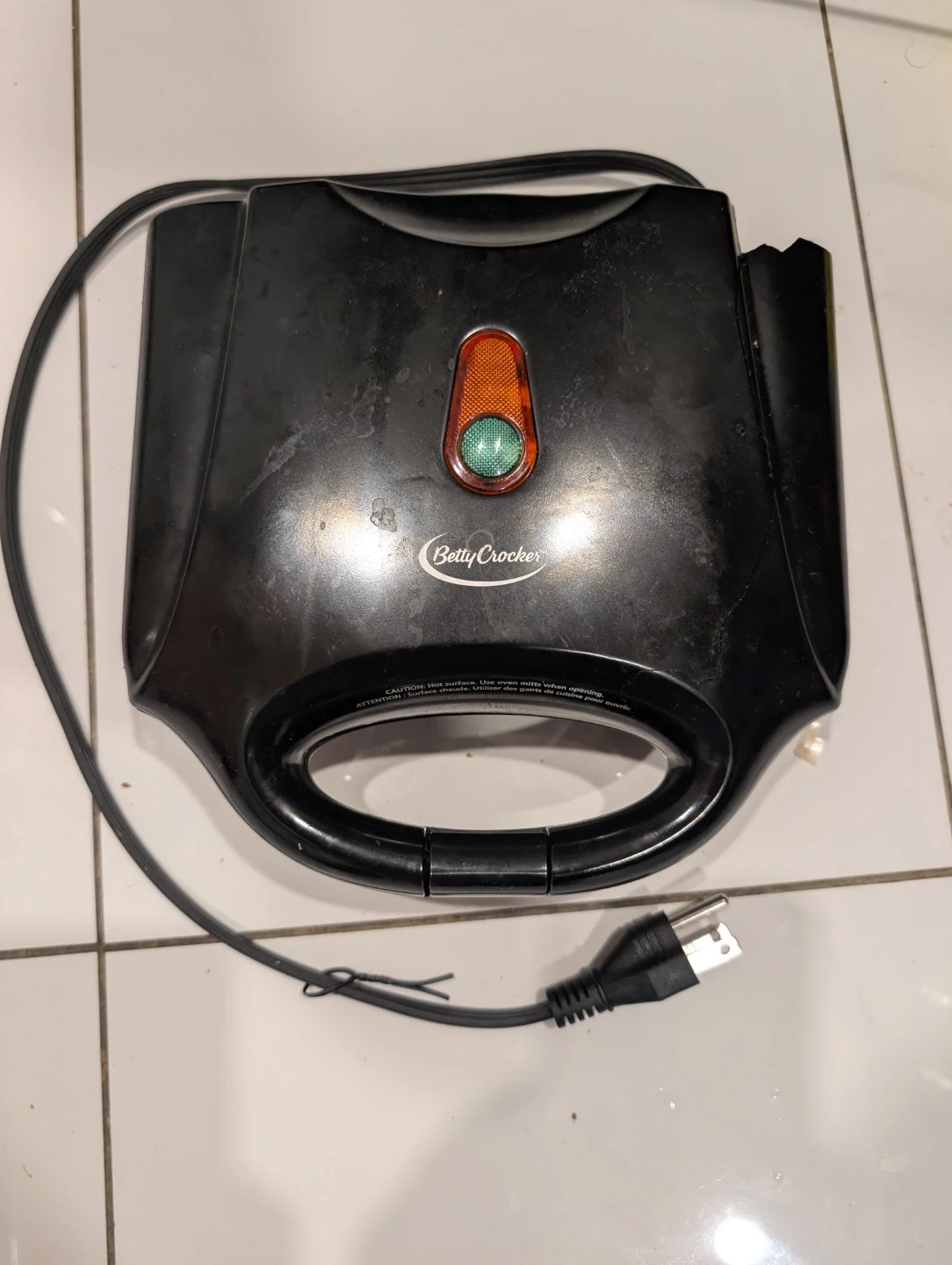 Betty Crocker Sandwich Maker - photo 2