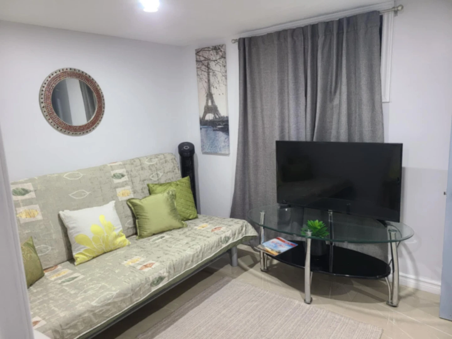2 bedroom basement apt. For rent - photo 3
