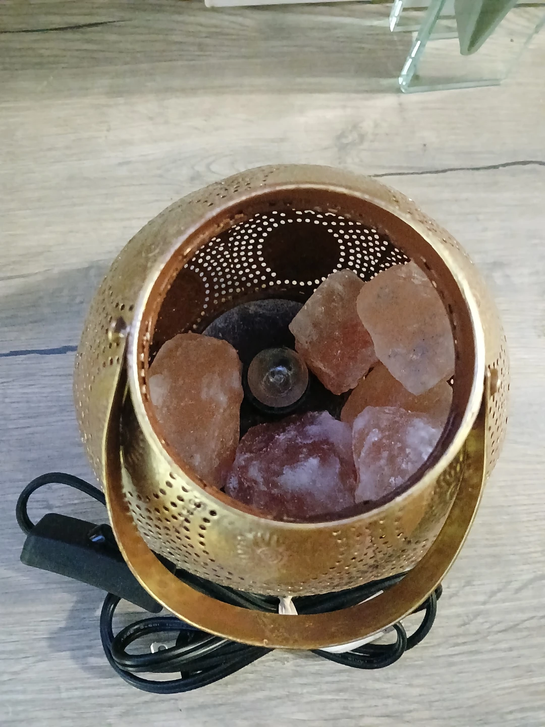 Himalayan Salt Lamp with Metal Holder - photo 2