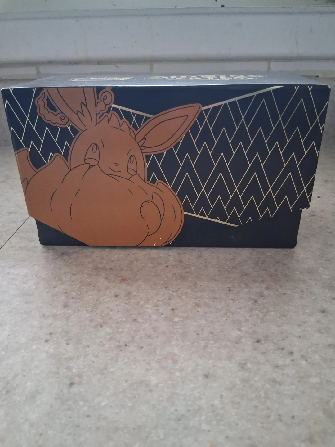 Pokémon Shining Fates Elite Trainer Box - photo 2