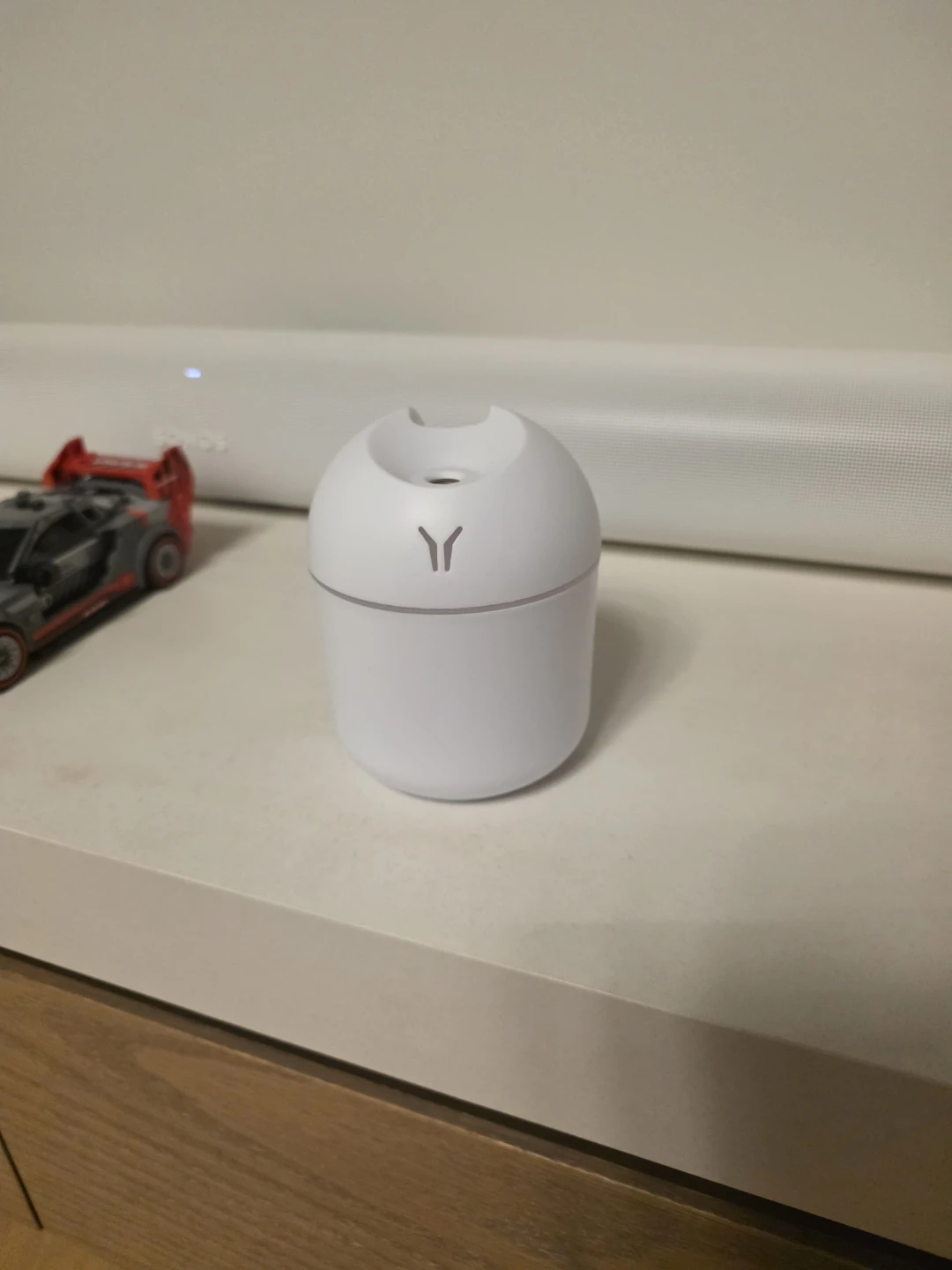 Free White Humidifier 🥕 - photo 2