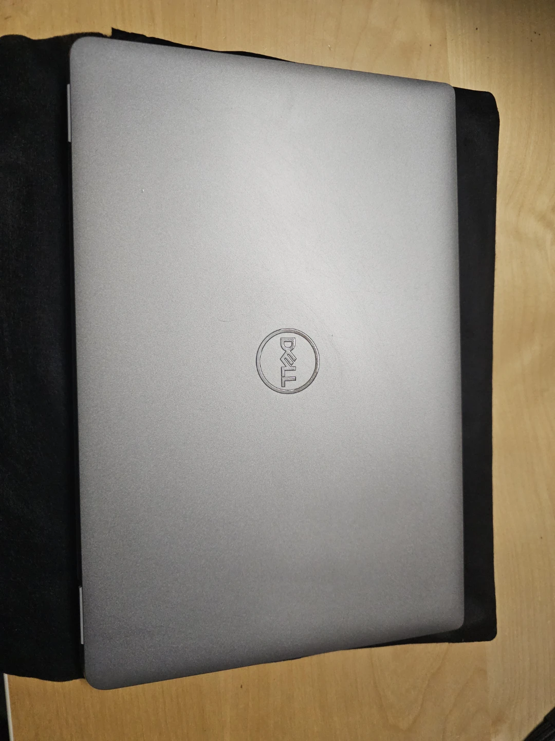Dell Latitude 5440 Laptop - photo 4