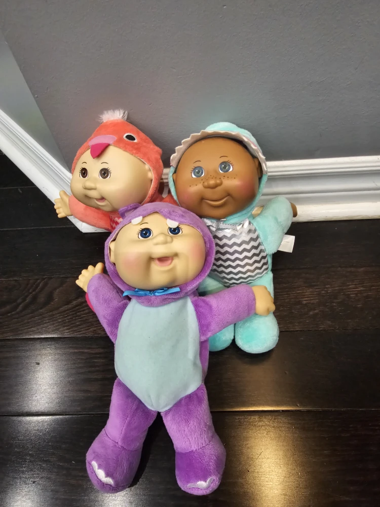 Cabbage patch dolls