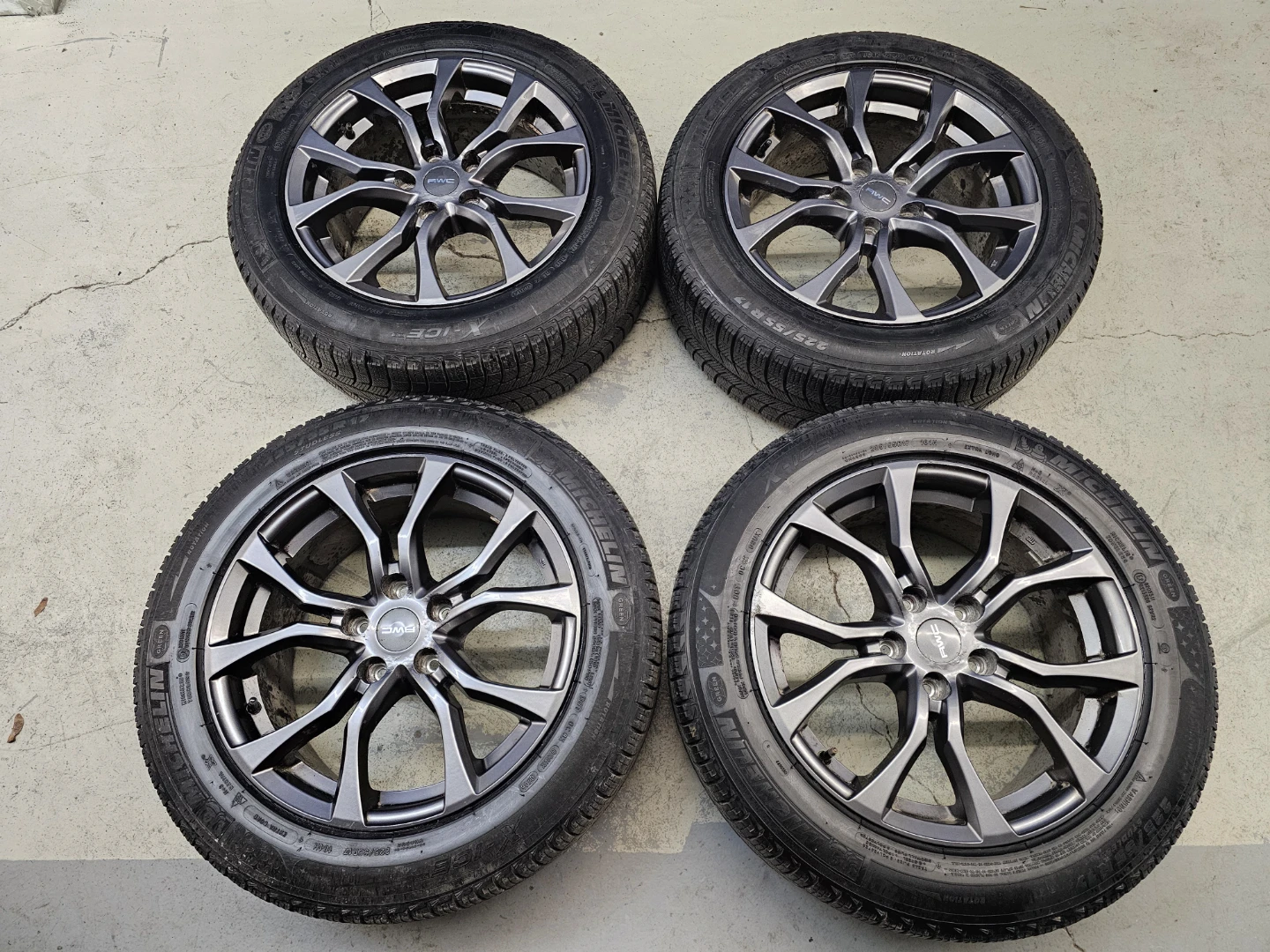 225/55 R17 WINTER TIRES ON ALLOY RIMS 5×114.3