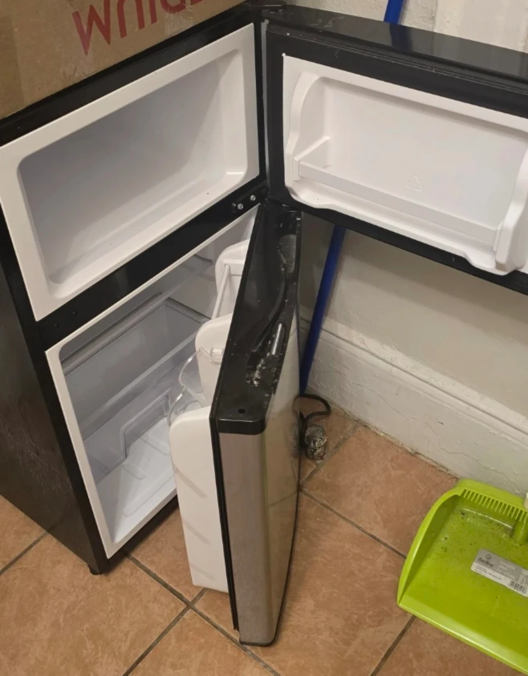 Insignia Mini Fridge - photo 2
