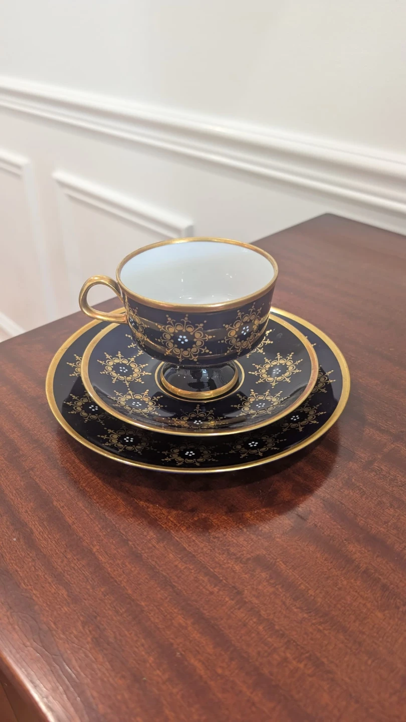 Vintage Kobalt teacup and two plates set