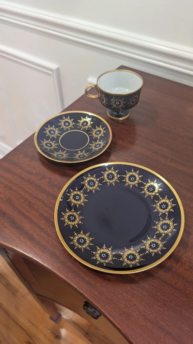 Vintage Kobalt teacup and two plates set - photo 4