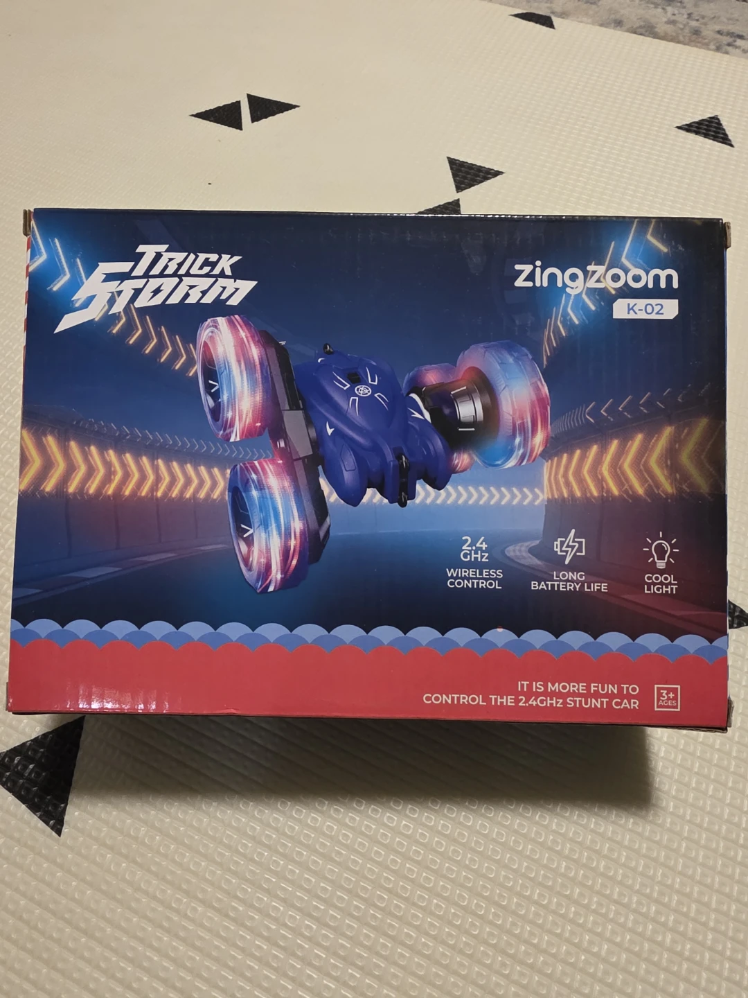 BNIB Zing Zoom K-02 Remote Control Stunt Car