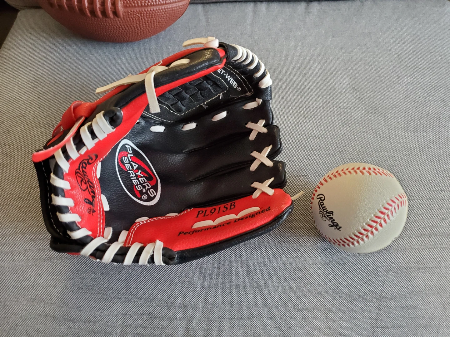 🧡 Kids Rawlings Baseball Glove & Ball - photo 2