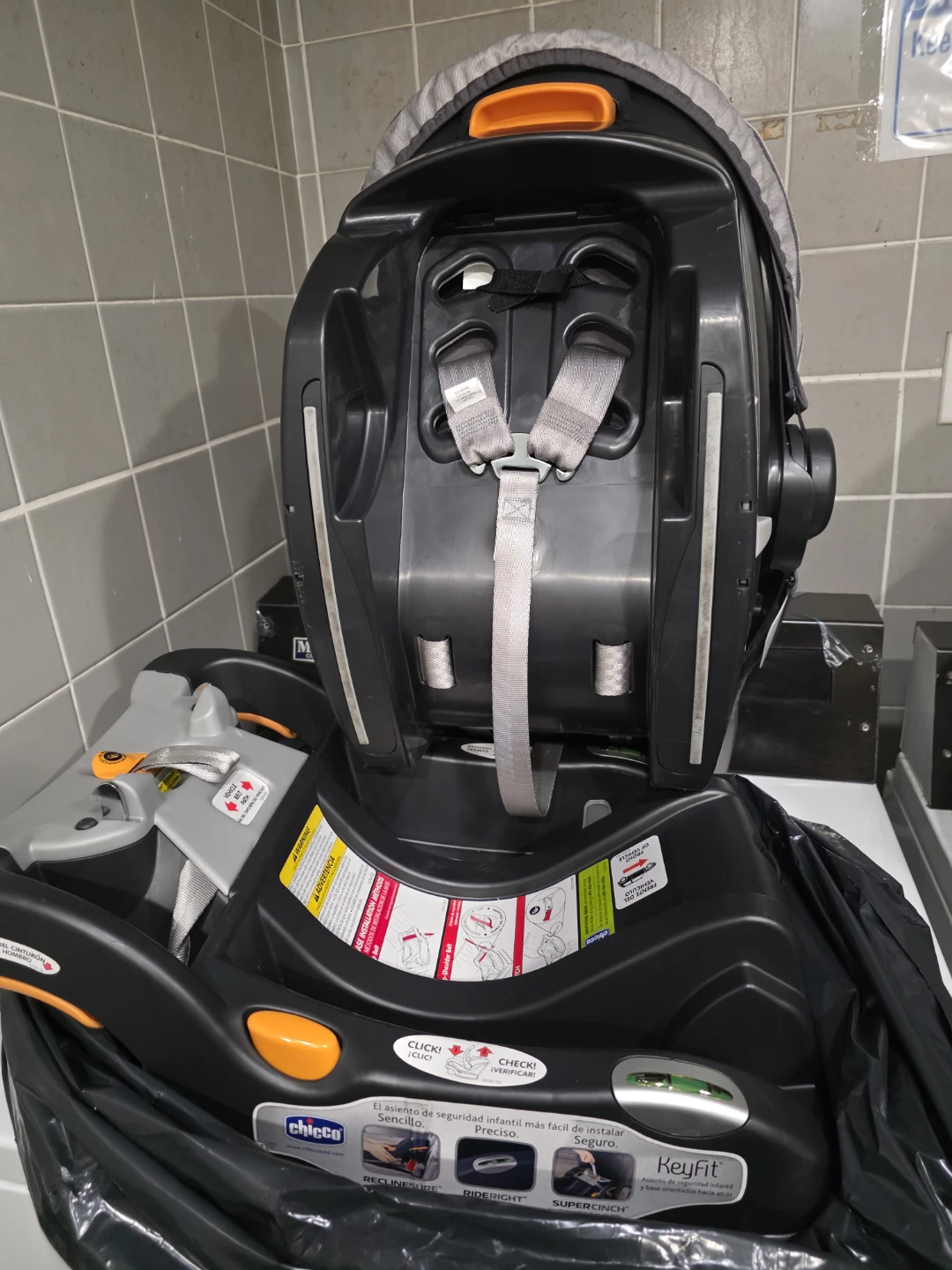 Chicco Keyfit 30 Infant Car Seat - photo 4