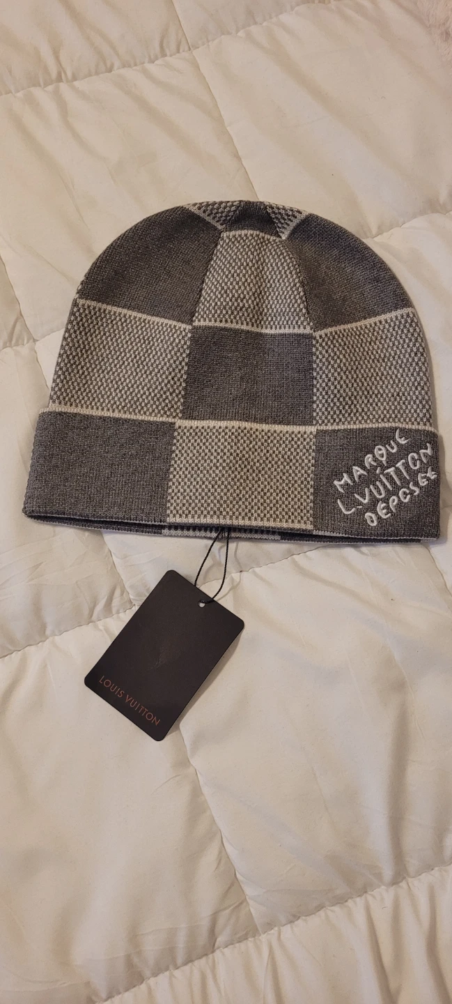 Louis Vuitton Grey Beanie Hat - photo 3