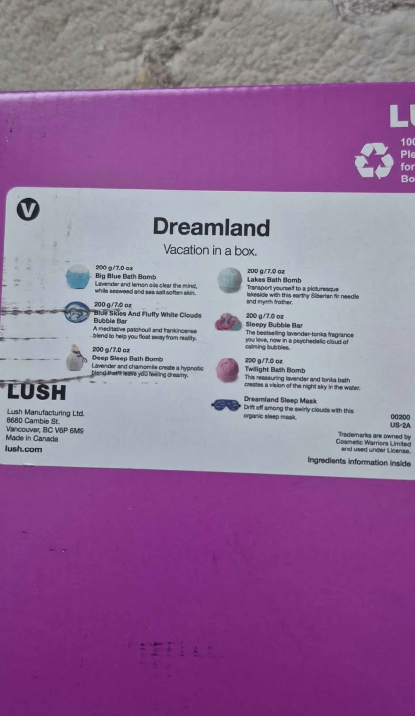 Lush Dreamland Bath Bomb Set with Sleep Mask - photo 4