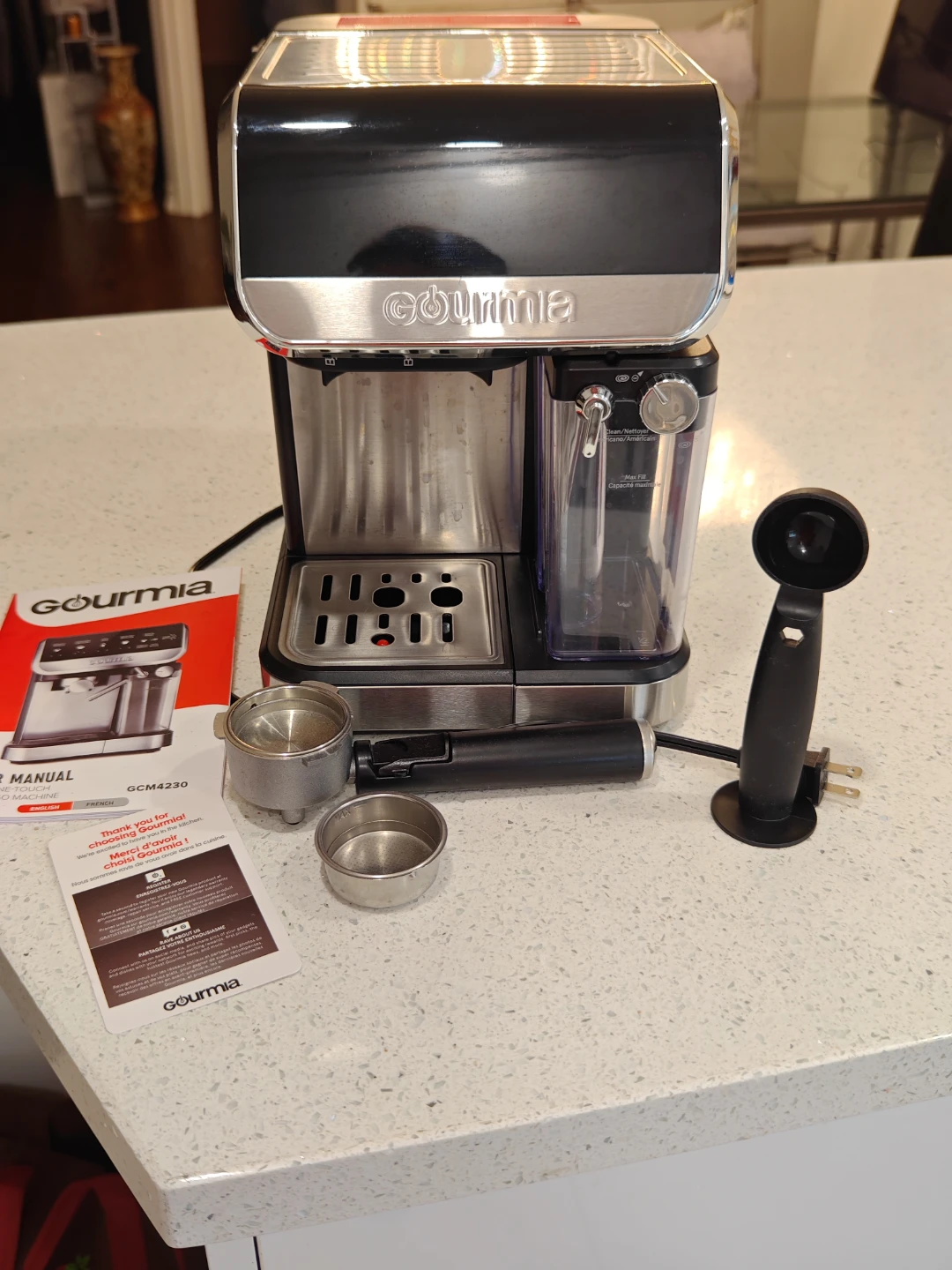 Gourmia GCM4230 Espresso Machine - Like New! - photo 2
