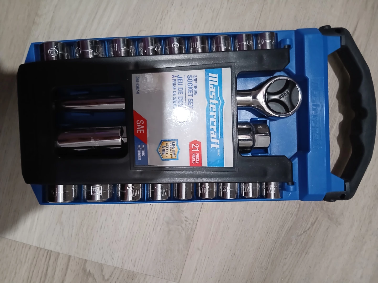 Mastercraft 3/8" Drive Socket Set - 21 Pieces