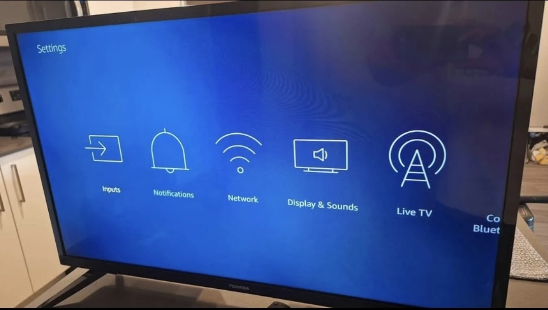 Toshiba 32-inch 720p HD Smart LED Fire TV Edition - photo 5
