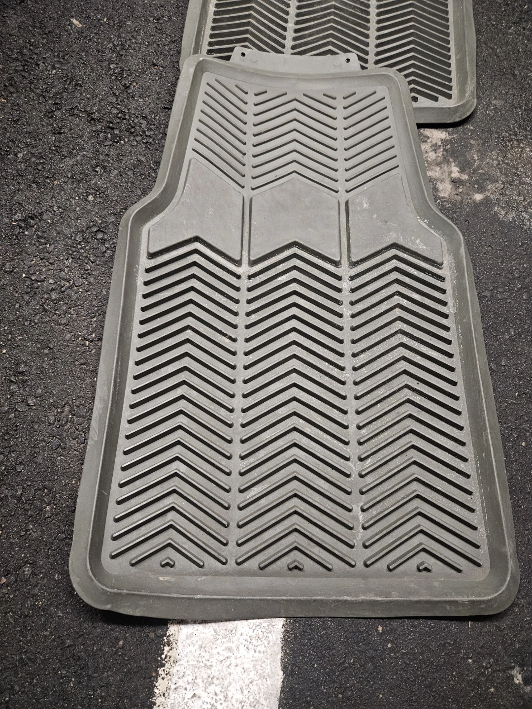 Grey Rubber Car Floor Mats - photo 2