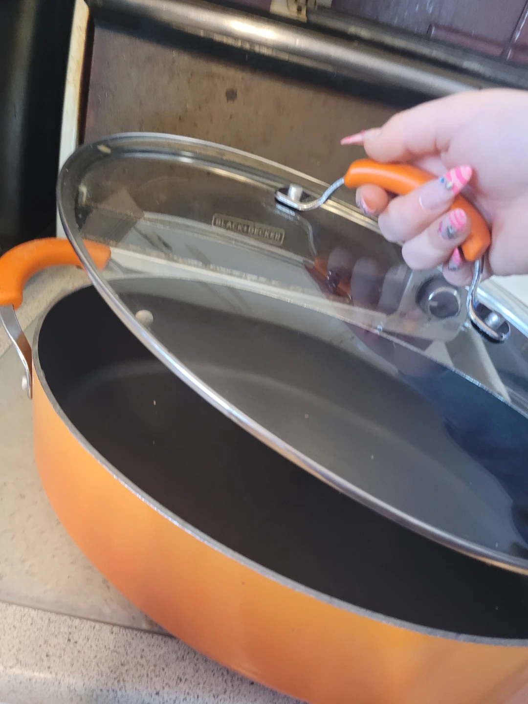Black+Decker Orange Casserole Pan with Lid - photo 3