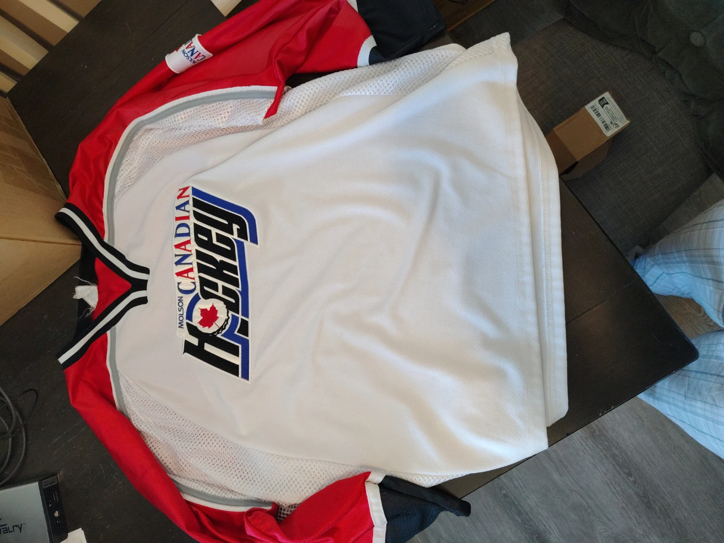 Molson Canadian Hockey Jersey - XL mens Athletic Knit