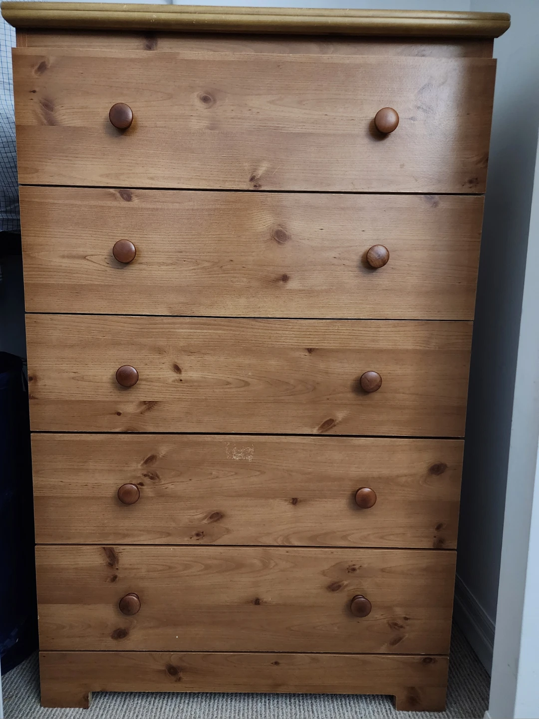 Wooden 5 drawer chest