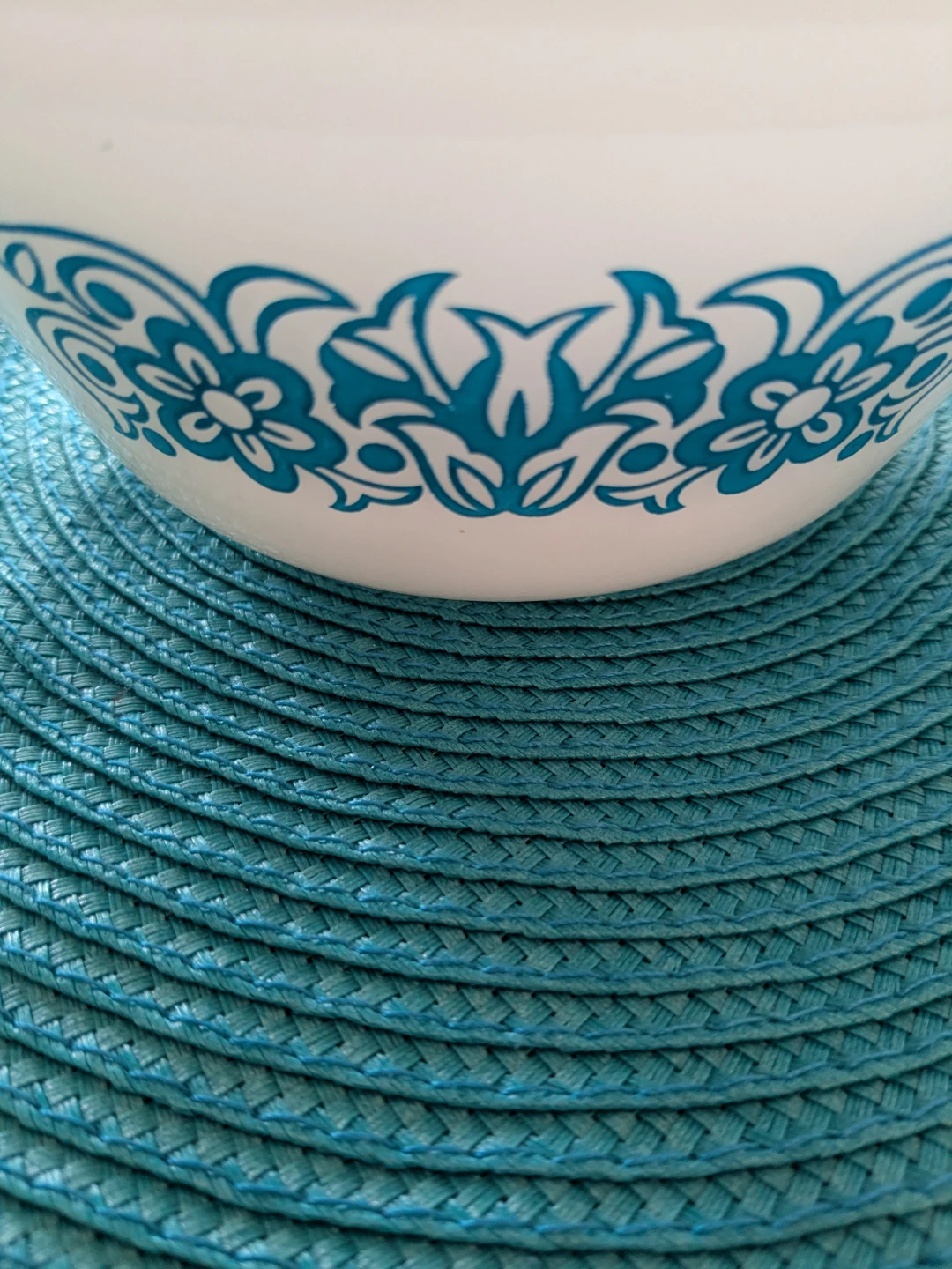 Pyrex White Mixing Bowl with Blue Floral Pattern - photo 2