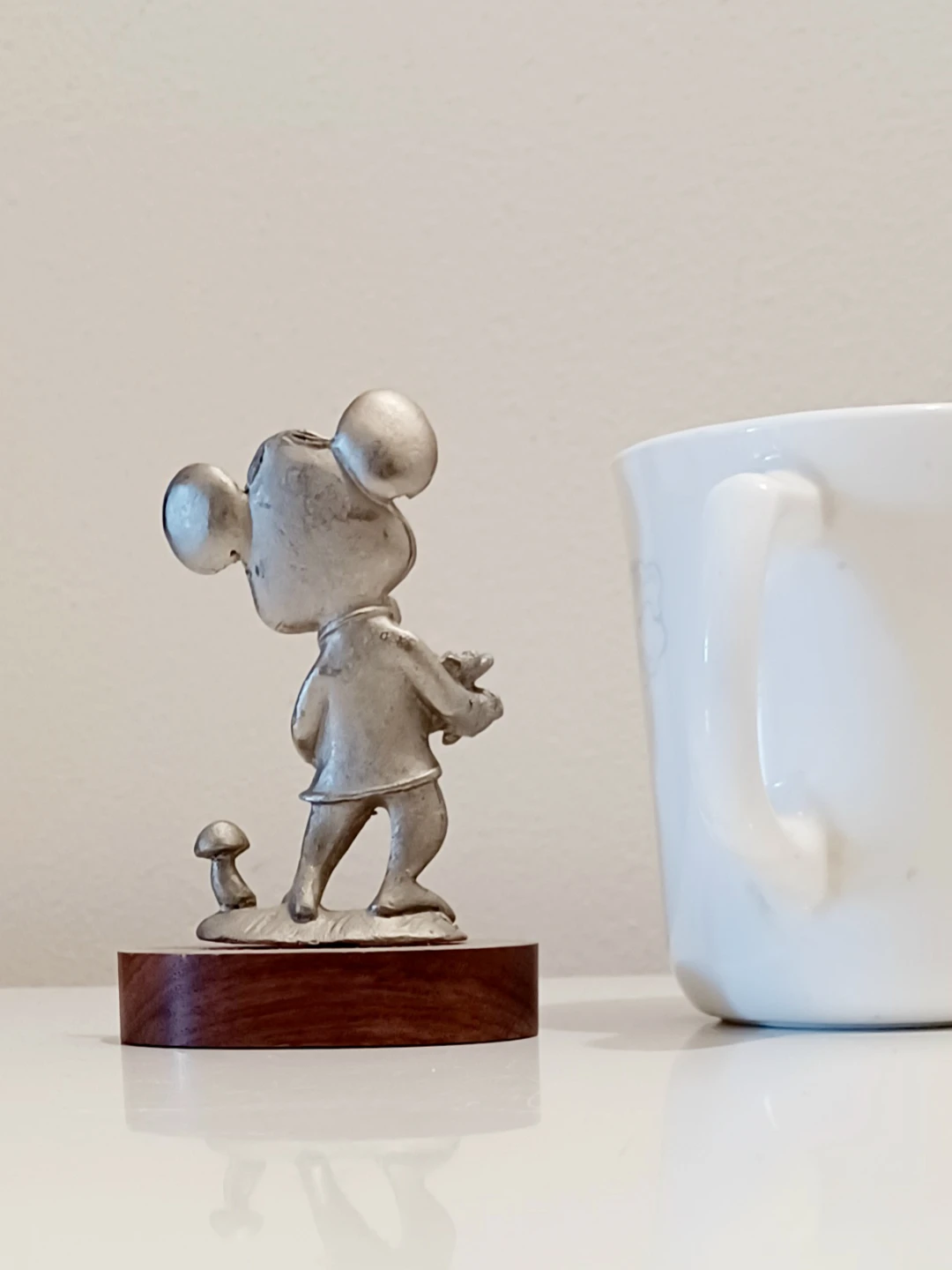 Unique Hand Chiseled Pewter Peltro Figurine - photo 4
