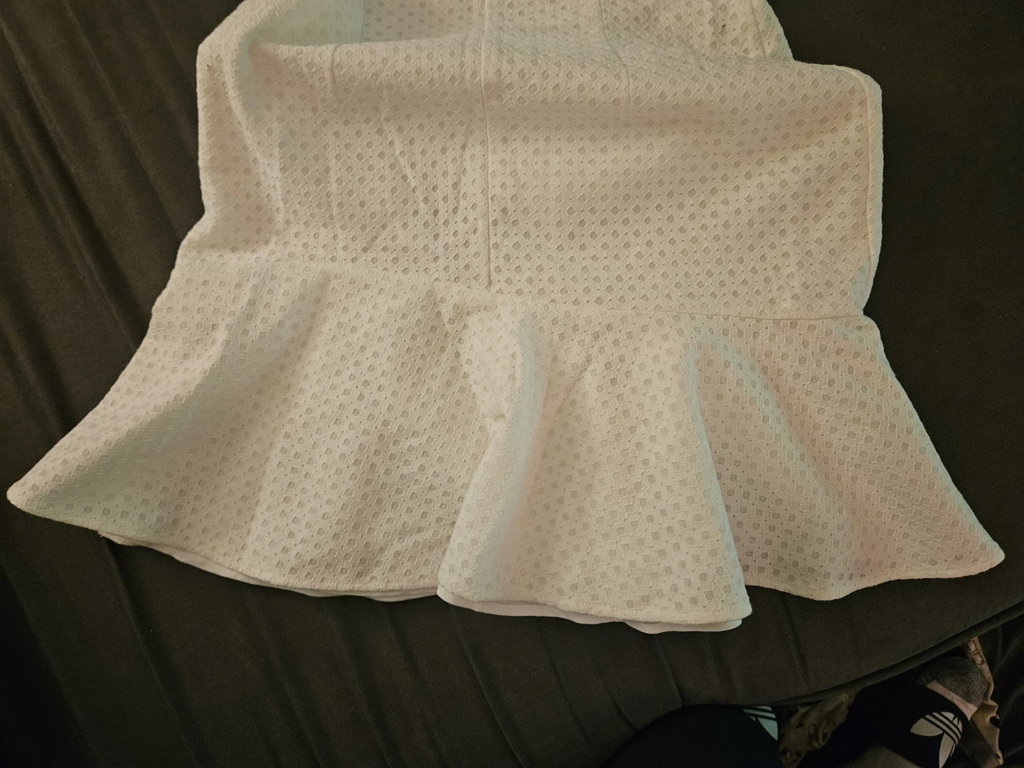 Adelyn Rae White Dress - Size XS - photo 5
