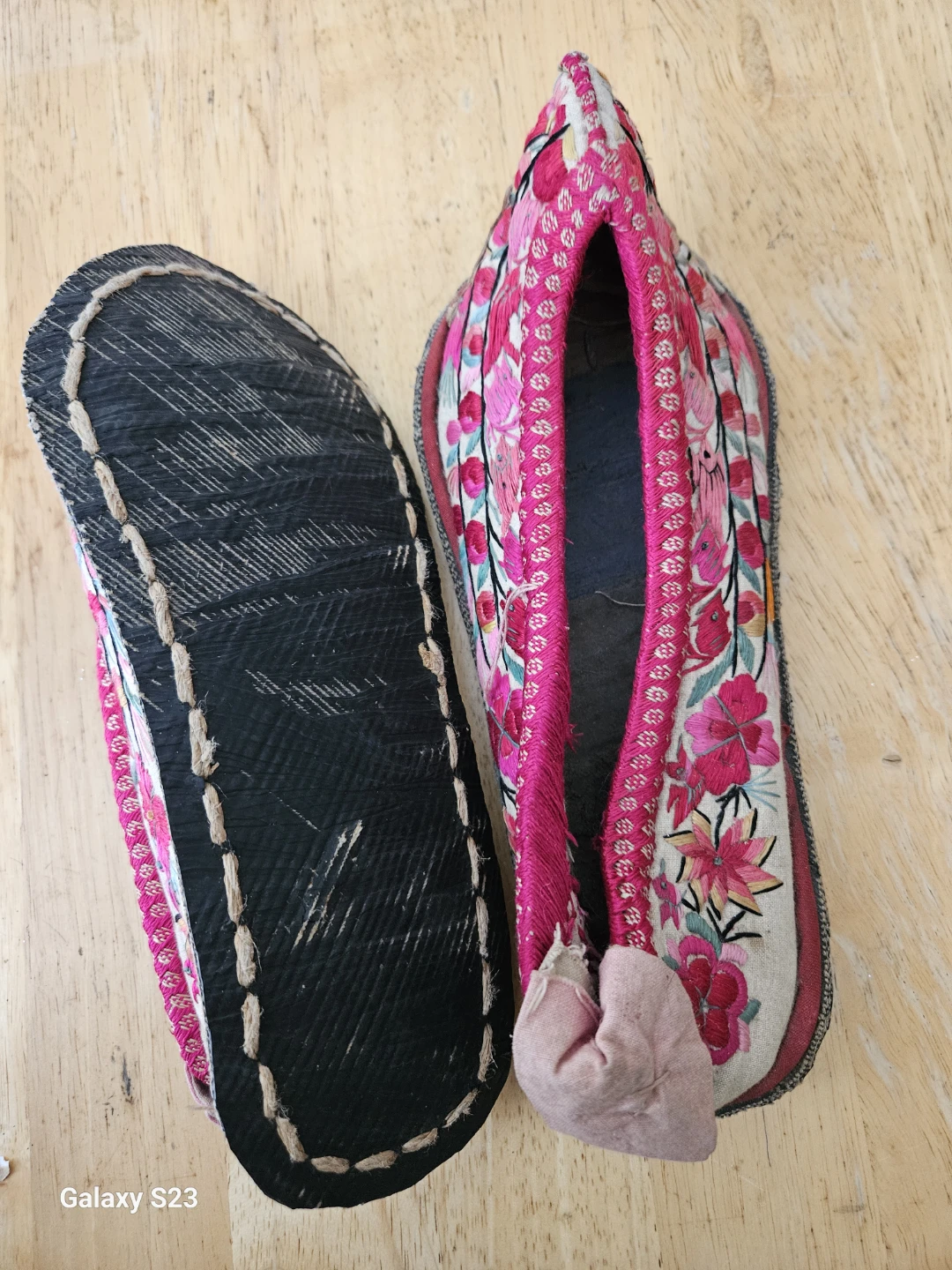 Embroidered Floral Shoes - photo 2