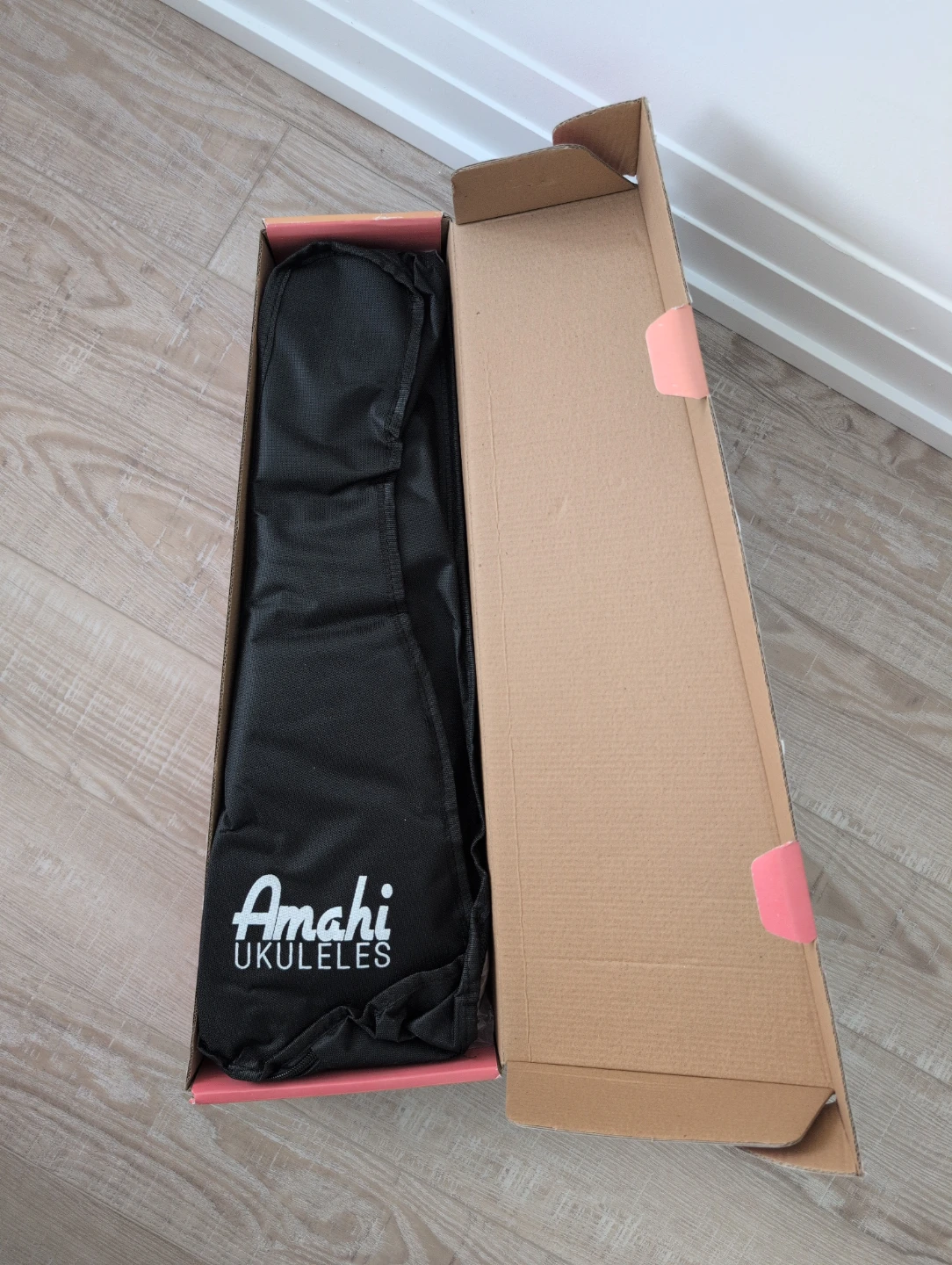 Amah Ukulele DDUK11 Soprano with Box - photo 3