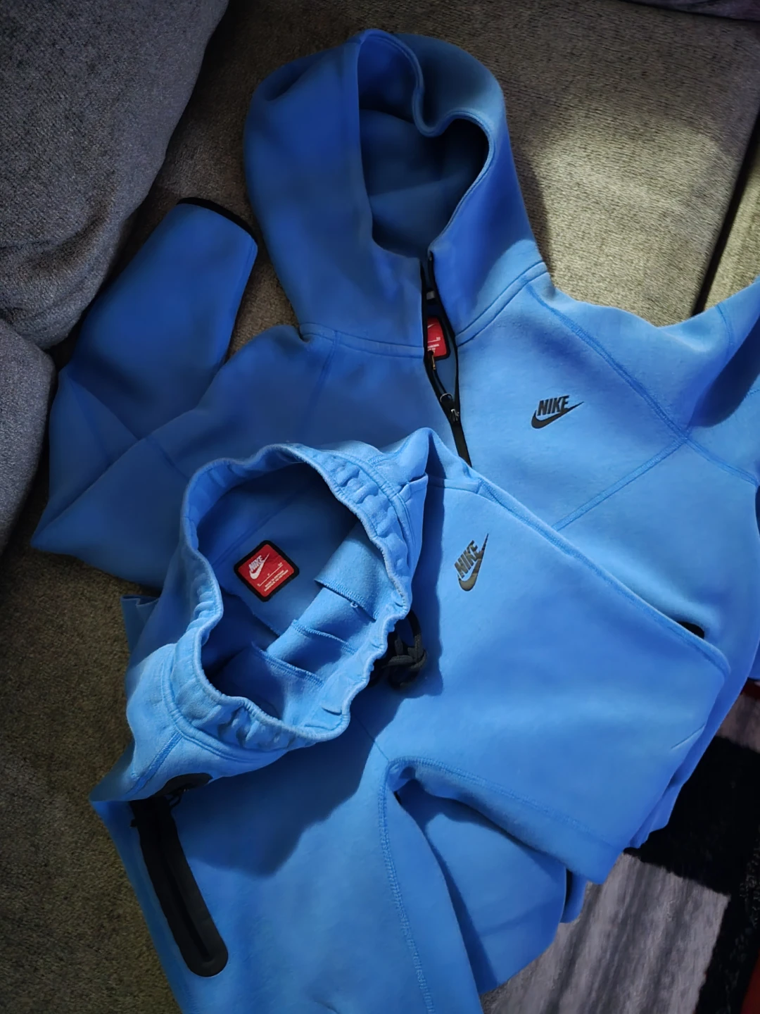 Nike Tech Fleece Hoodie & Pants Set - Size S - Blue