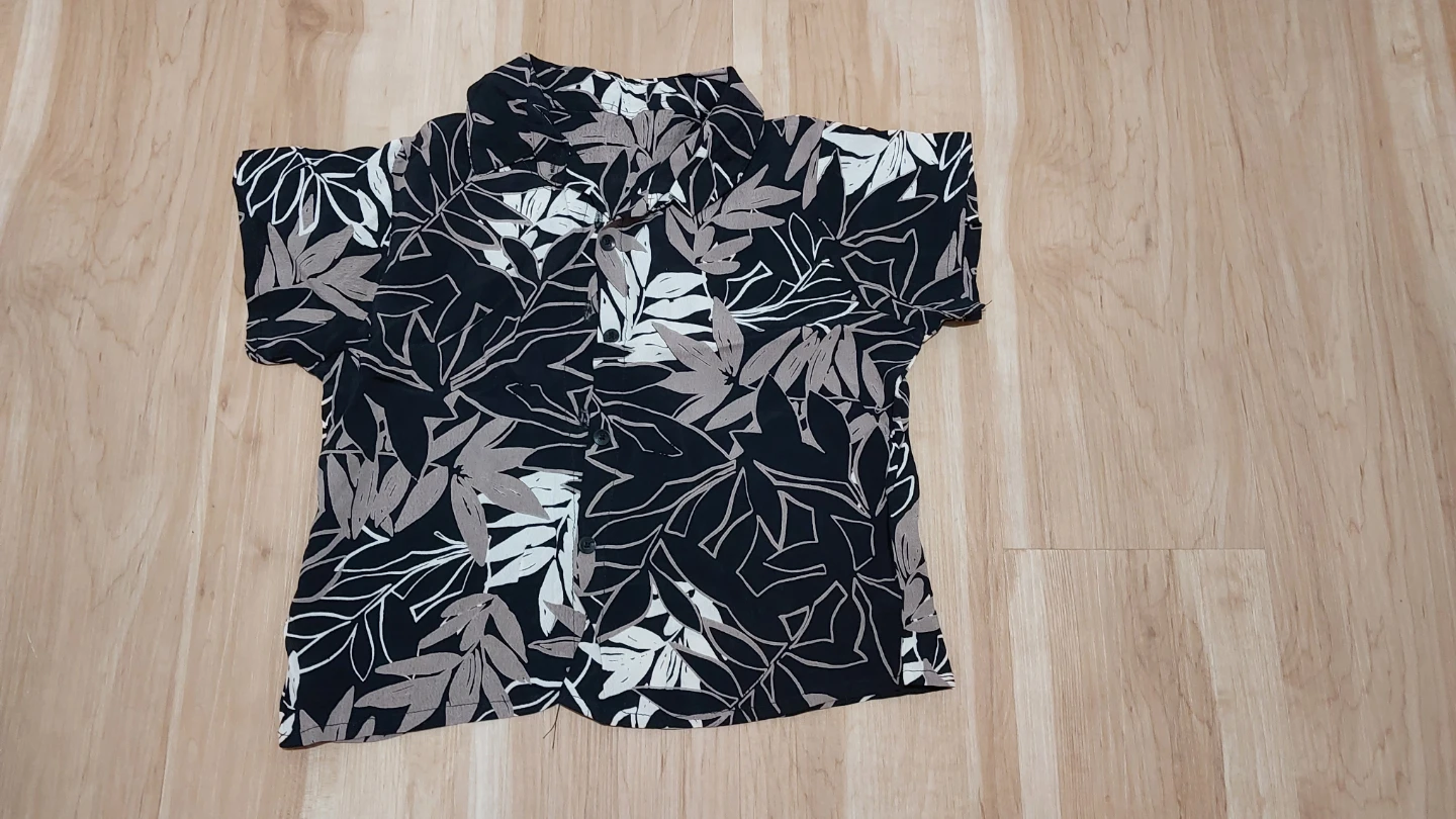 Brand new Women's Short Sleeve Leaf Print Shirt free
