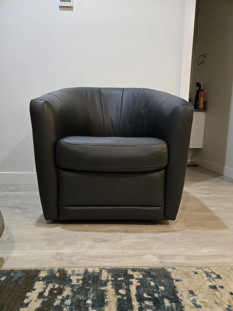 Natuzzi Group Leather Barrel Chair - Grey - photo 3