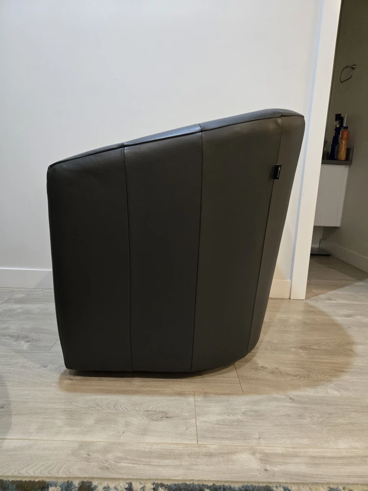 Natuzzi Group Leather Barrel Chair - Grey - photo 4