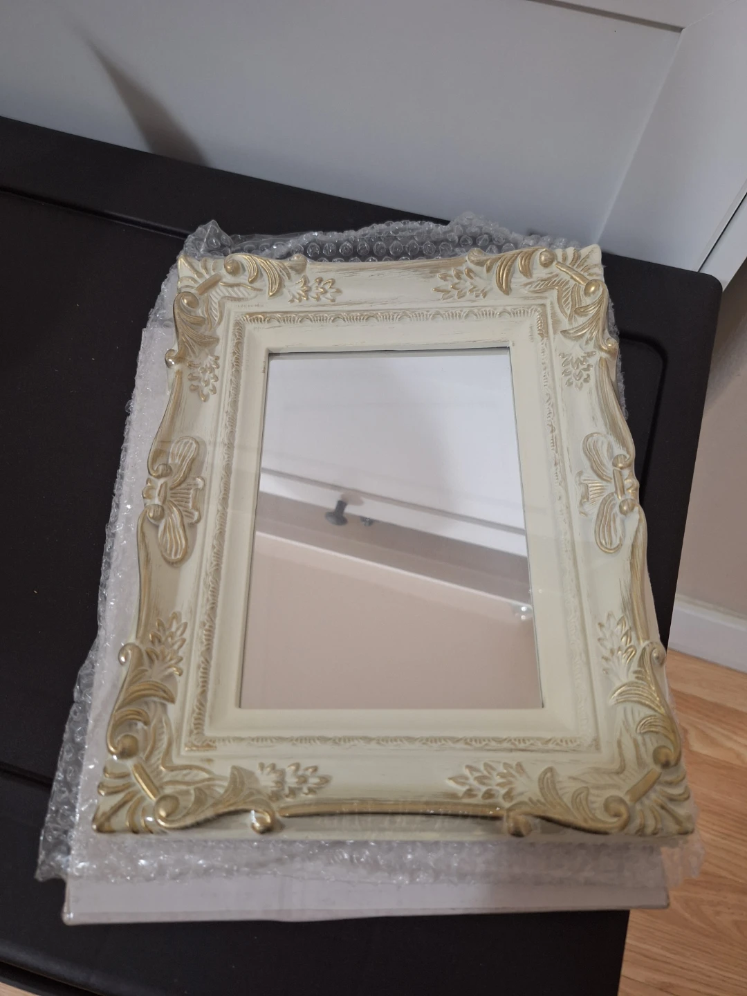 Classic Mirror - W19.3 x H24 x D2.5cm - photo 2