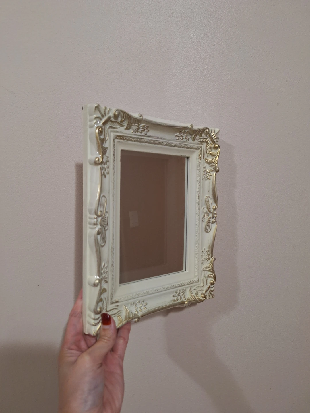 Classic Mirror - W19.3 x H24 x D2.5cm