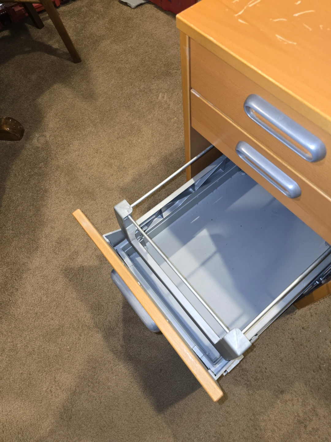 3-Drawer Filing Cabinet - photo 2