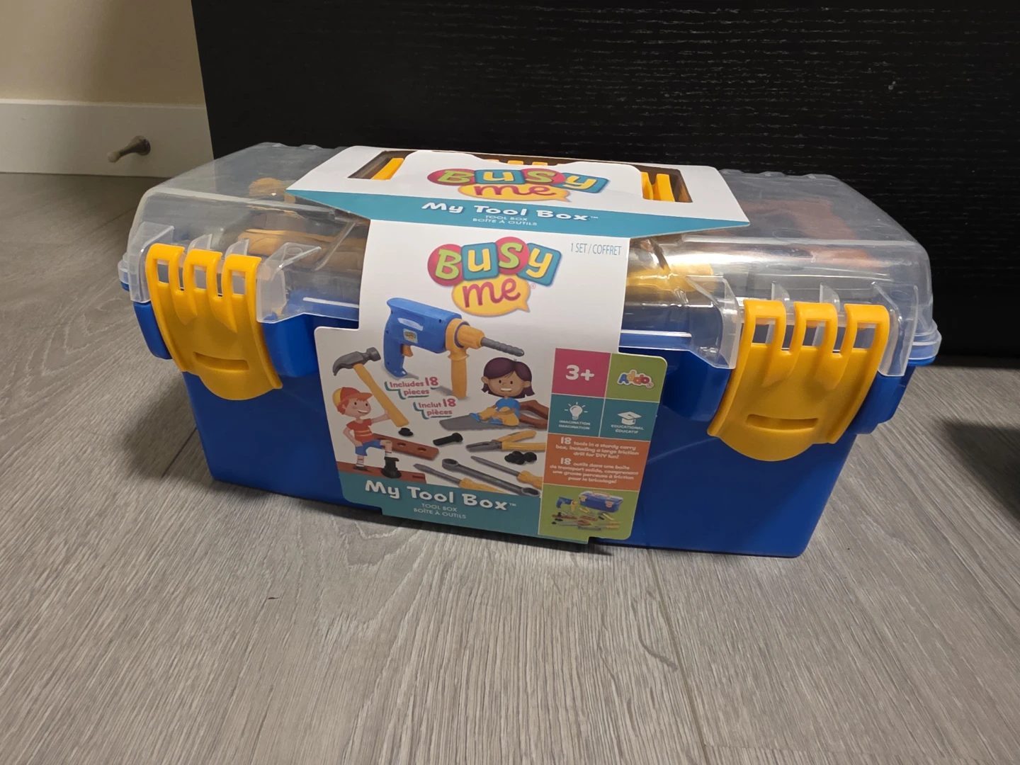 Brand new Busy Me My Tool Box - 18 Pieces