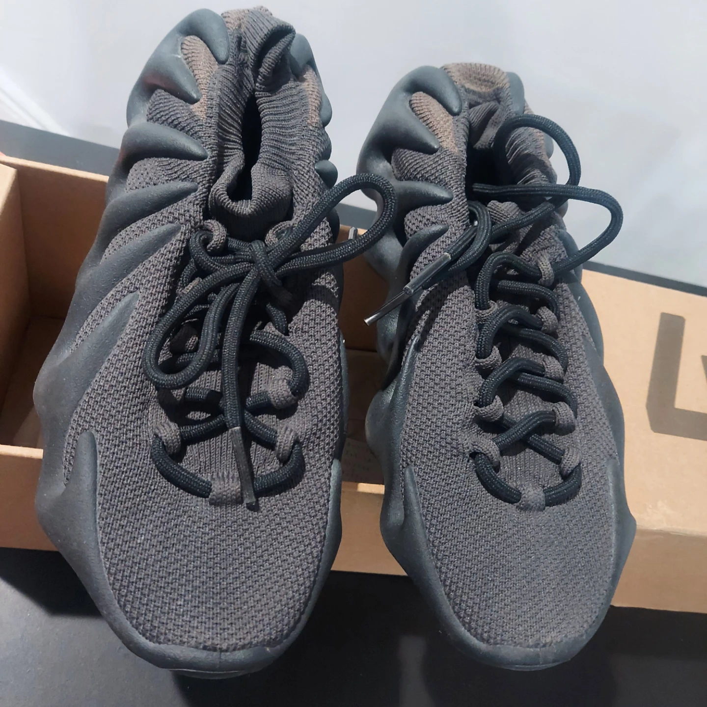 adidas Yeezy 450 GY5368 men's shoes - Size 8 US