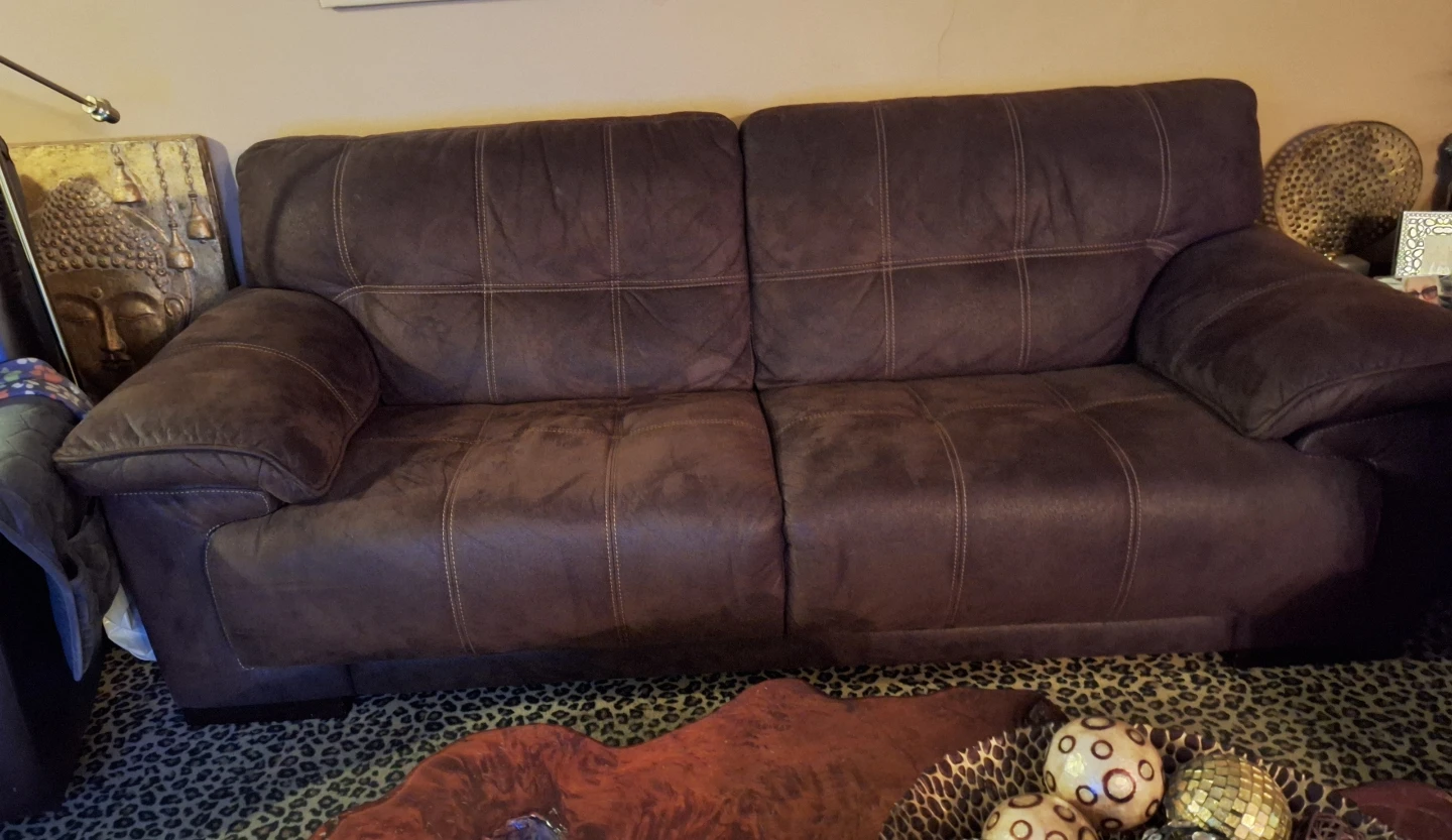 Brown sofa, 1 year old only ♡ - photo 3