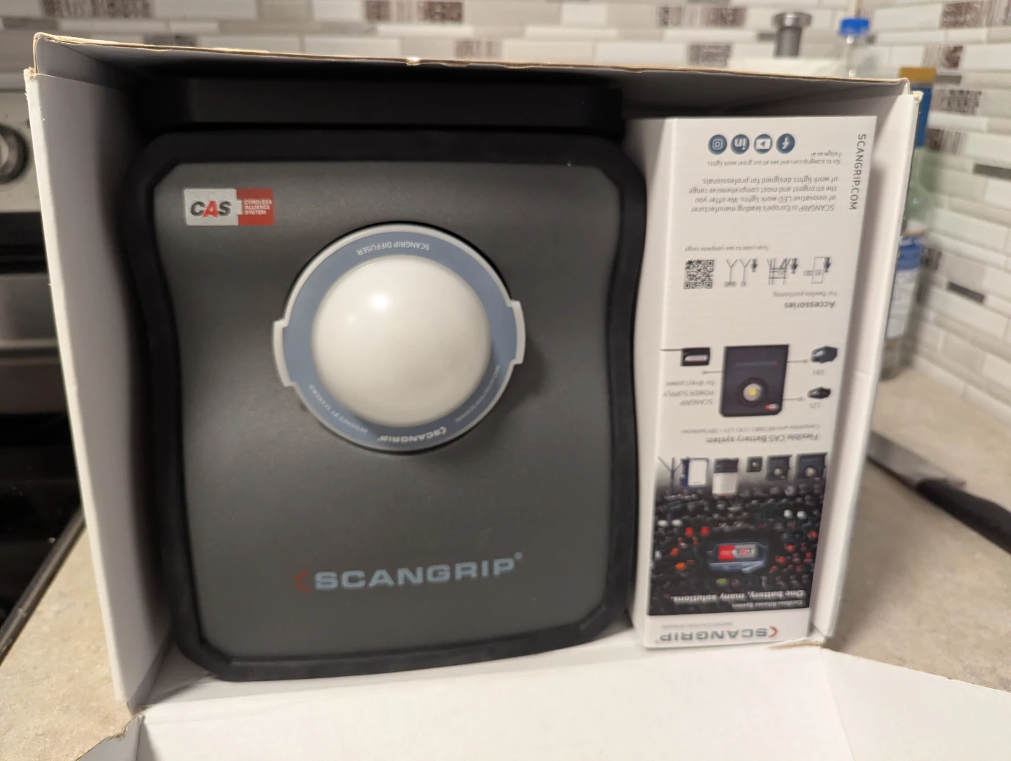 ScanGrip NOVA 4 CAS LED Work Light - Like New!