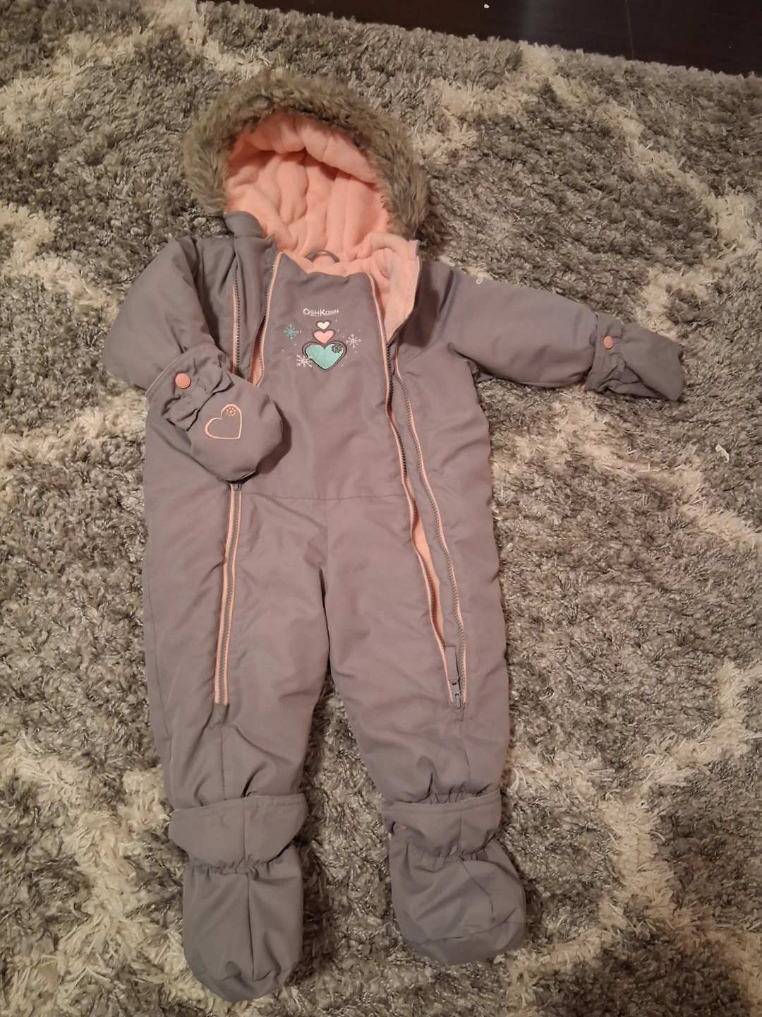 OshKosh B'gosh Grey Snowsuit - Size 18M - photo 2
