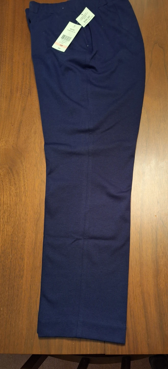 New with Tags Ladies Navy Classic Pull On Pants - size 10P