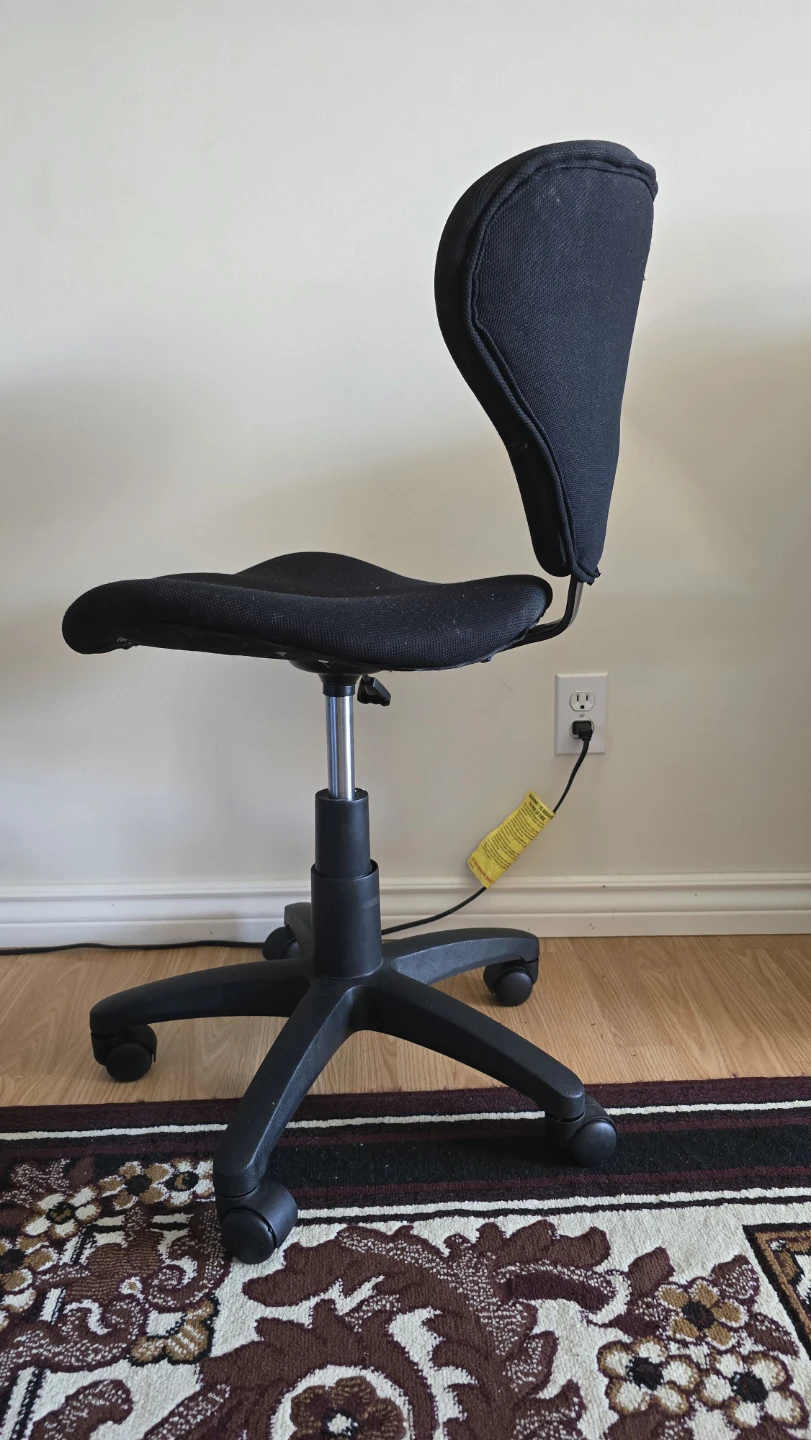 Black Office Chair - photo 4