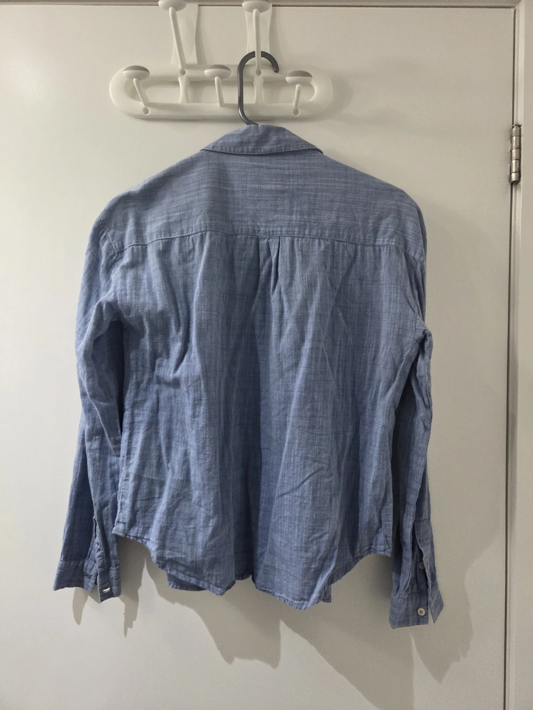 [Forever 21] Women's Button-Up Shirt - Size S - photo 2