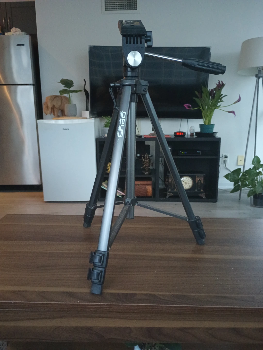 Opus OPT-270 Tripod