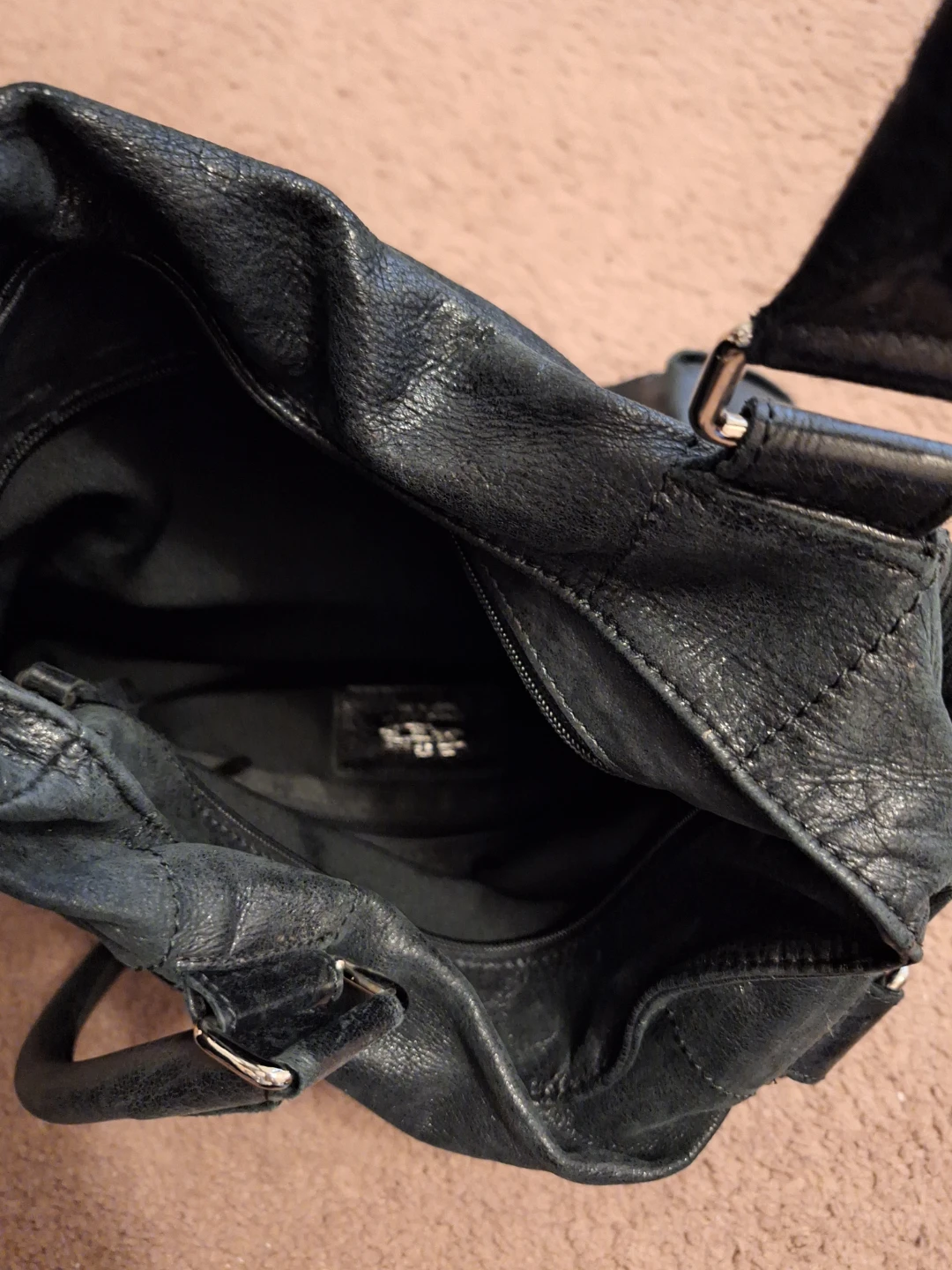 Tignanello Black Leather Handbag - photo 2