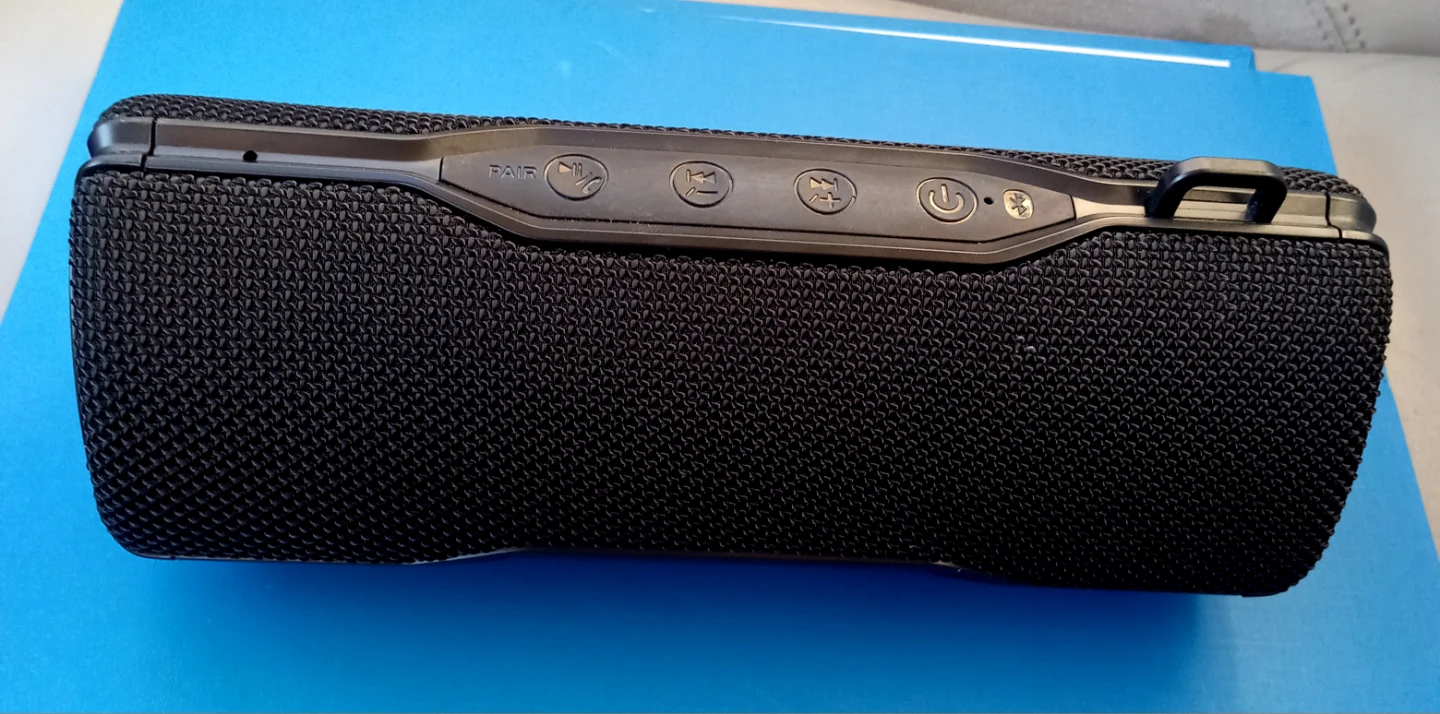 Magnadyne LS-BT1B Portable Waterproof Bluetooth Speaker