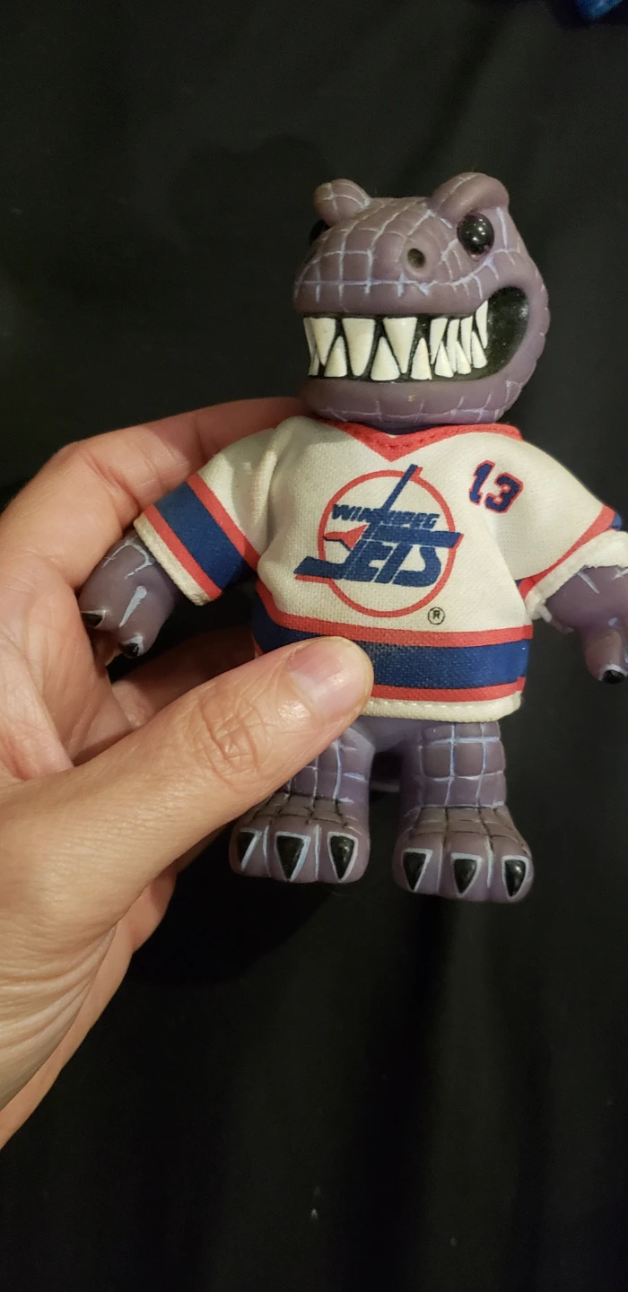 $15 each vintage figures - photo 3