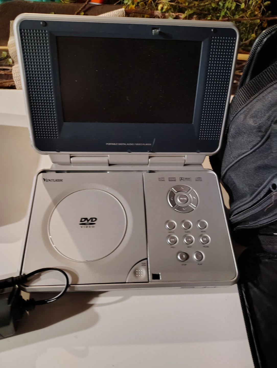 Venturer Portable DVD Player with Bag - photo 5